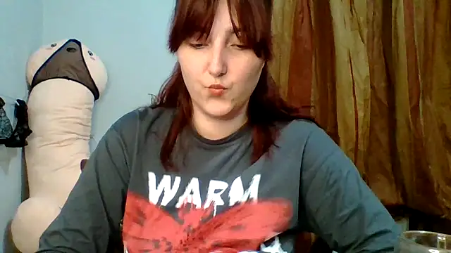 MiaStika online show from 10-14-25, 07:36