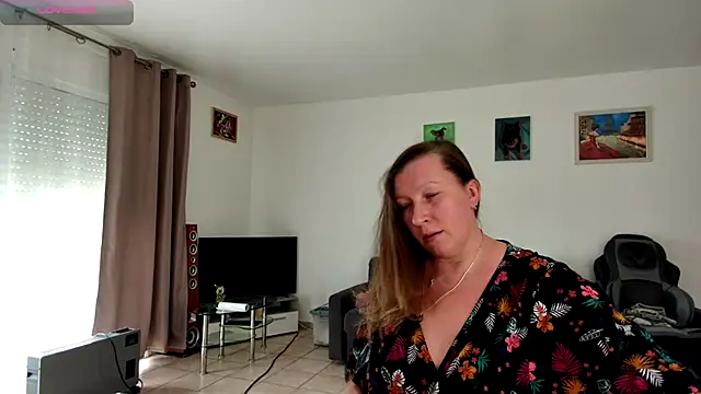 YOUR ELENA online show from 01-20-25, 10:40