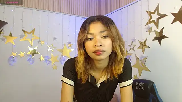 Perla prg online show from 11-27-25, 07:05