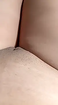 Snapshot of Khaleyssi chatting on 12-16-24, 04:27 Khaleyssi online show from 12-16-24, 04:27