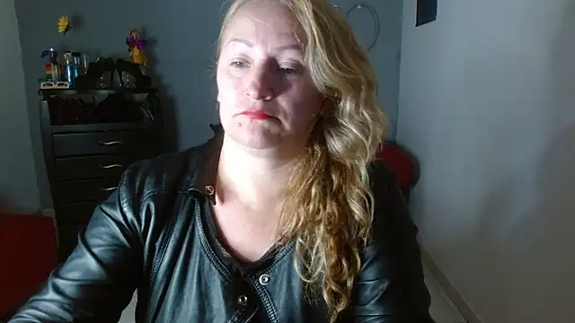 emperabigbootybigass online show from 01-22-25, 01:21
