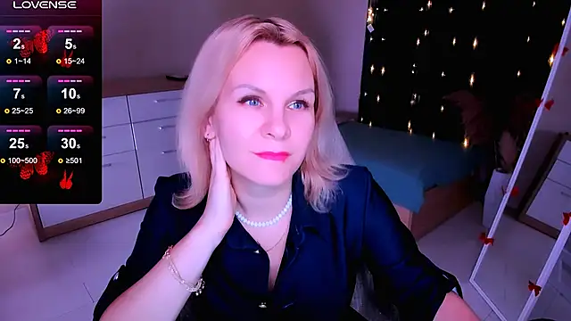 Louisa Bay online show from 01-25-25, 07:49