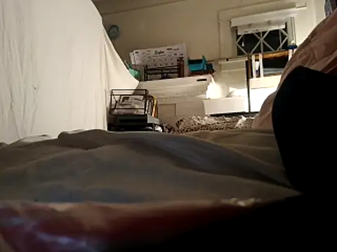 Snapshot of DevinToore chatting on 10-22-25, 02:23 DevinToore online show from 10-22-25, 02:23