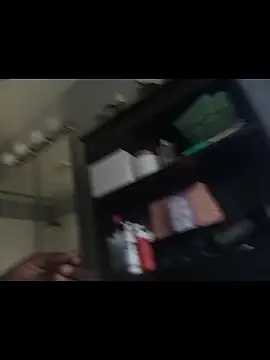 DevinToore online show from 02-06-26, 05:27