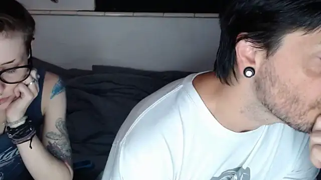 Snapshot of titclitcmndr chatting on 01-25-25, 12:17 titclitcmndr online show from 01-25-25, 12:17