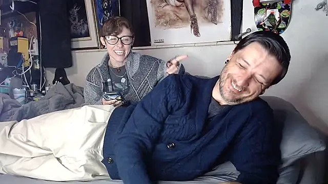 Snapshot of titclitcmndr chatting on 02-02-25, 12:09 titclitcmndr online show from 02-02-25, 12:09