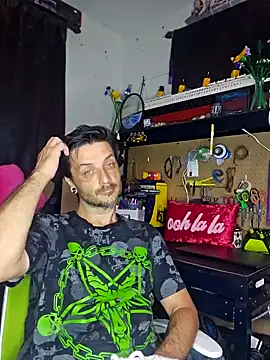 Snapshot of titclitcmndr chatting on 02-03-25, 12:58 titclitcmndr online show from 02-03-25, 12:58