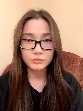 Snapshot of Milka23 chatting on 09-13-25, 02:28 Milka23 online show from 09-13-25, 02:28