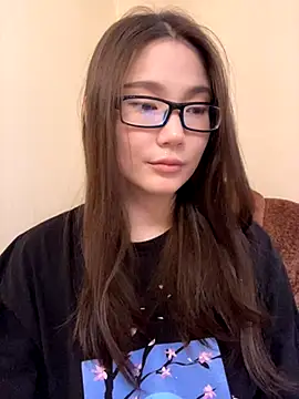 Snapshot of Milka23 chatting on 09-20-25, 05:52 Milka23 online show from 09-20-25, 05:52