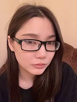 Snapshot of Milka23 chatting on 10-12-25, 07:18 Milka23 online show from 10-12-25, 07:18