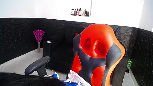 Marfil RJ A online show from 10-27-25, 02:04