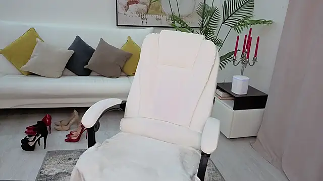 Snapshot of Beylly chatting on 02-07-26, 02:32 Beylly online show from 02-07-26, 02:32