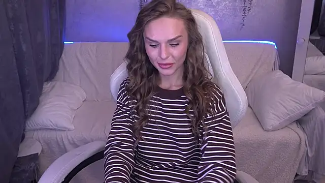 KiraGrayy online show from 11-03-25, 01:45