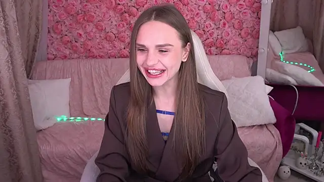 KiraGrayy online show from 03-03-26, 01:50