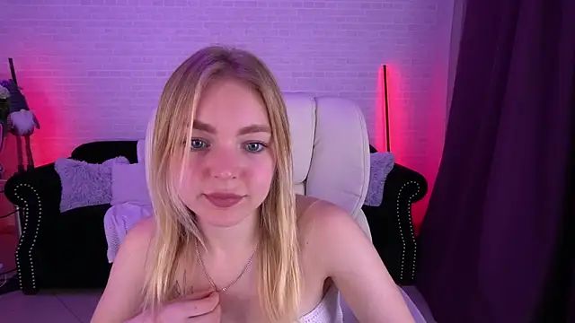 EmilySunshineS online show from 12-15-24, 10:26