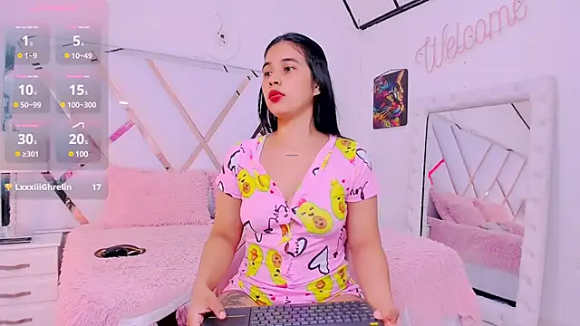 Snapshot of naughty__sara chatting on 01-24-25, 03:34 naughty sara online show from 01-24-25, 03:34