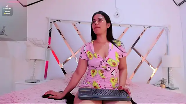 Snapshot of naughty__sara chatting on 03-04-25, 02:53 naughty sara online show from 03-04-25, 02:53