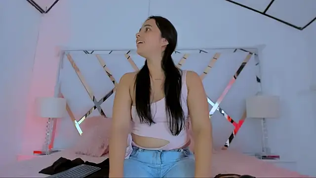 Snapshot of naughty__sara chatting on 03-07-25, 06:00 naughty sara online show from 03-07-25, 06:00