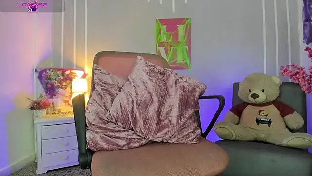 Andy Gamboa online show from 10-30-25, 01:12