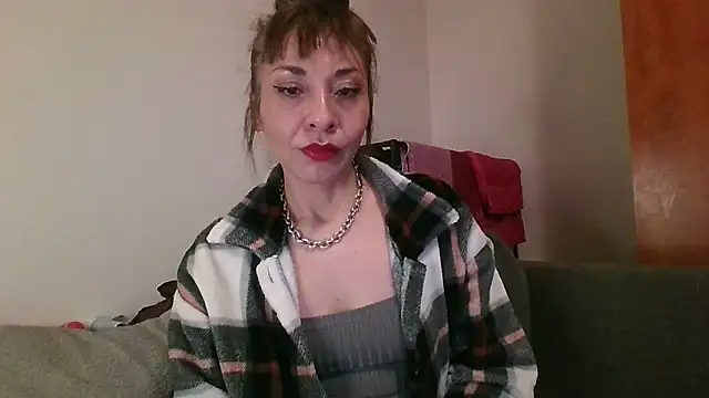 KarolinaReaper online show from 01-30-25, 06:21