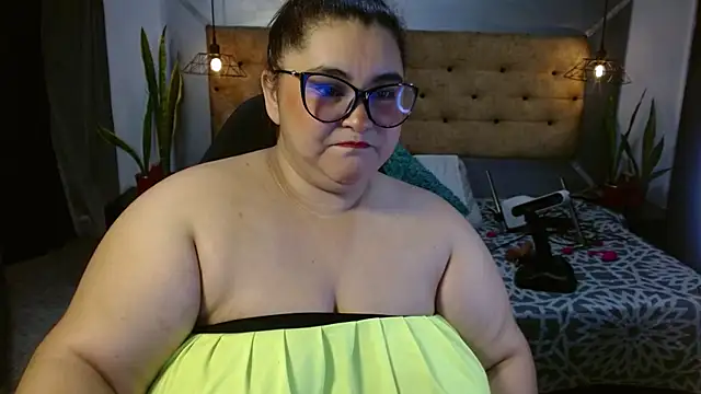 KATIIA16 online show from 09-12-25, 03:17