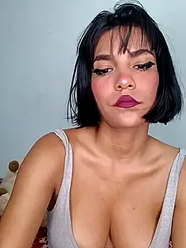 Snapshot of misskitty19-01 chatting on 02-12-25, 09:42 misskitty19-01 online show from 02-12-25, 09:42