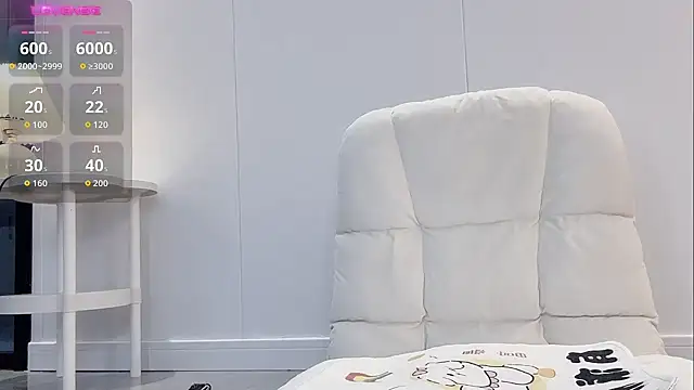 Snapshot of jiaozi-kiss chatting on 10-17-25, 01:53 jiaozi-kiss online show from 10-17-25, 01:53