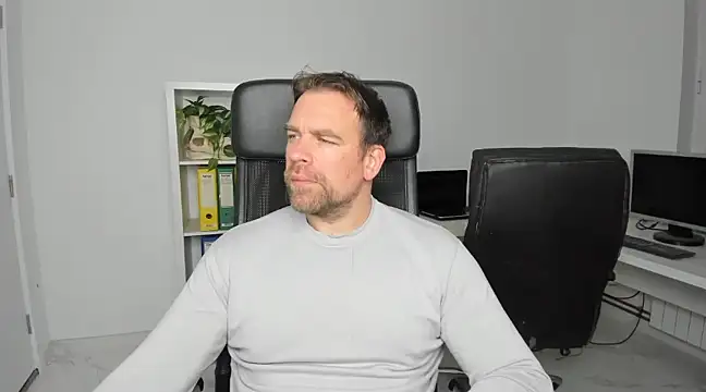 John-E-Dough online show from 12-03-24, 05:09