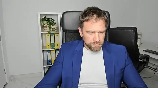 John-E-Dough online show from 12-15-24, 05:23