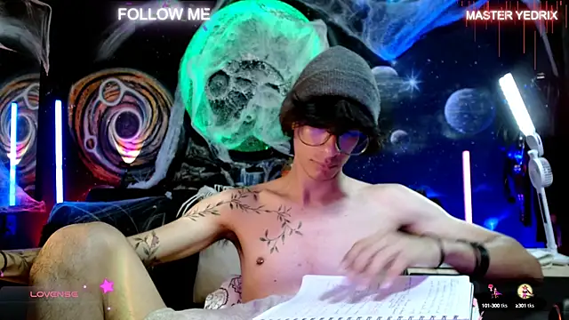 Snapshot of Yedrix chatting on 10-14-25, 08:20 Yedrix online show from 10-14-25, 08:20