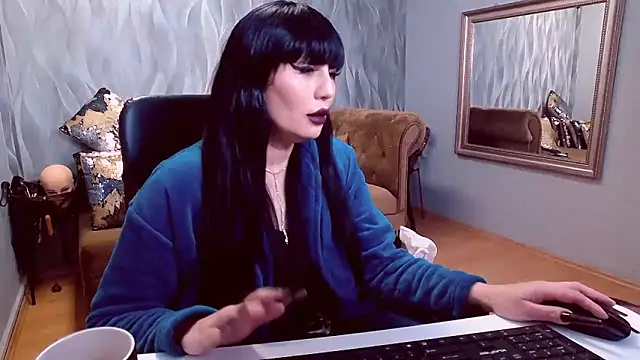 Sara Poison online show from 01-14-25, 04:25
