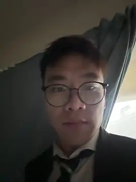 Snapshot of ex199212 chatting on 12-16-24, 11:07 ex199212 online show from 12-16-24, 11:07