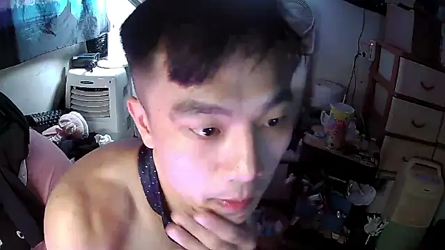 Snapshot of ex199212 chatting on 03-06-25, 08:19 ex199212 online show from 03-06-25, 08:19