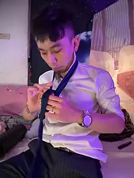 Snapshot of ex199212 chatting on 03-12-25, 04:35 ex199212 online show from 03-12-25, 04:35