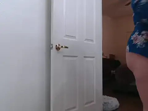 AlyssiaAmoreXO online show from 02-03-25, 08:24