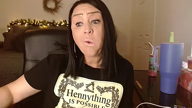 AlyssiaAmoreXO online show from 11-17-25, 06:46