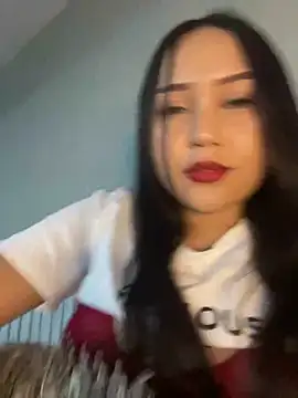 YuliiCamm online show from 02-15-25, 01:42