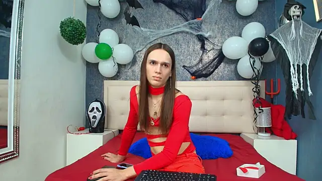 Celestial Queen  online show from 10-31-25, 02:18