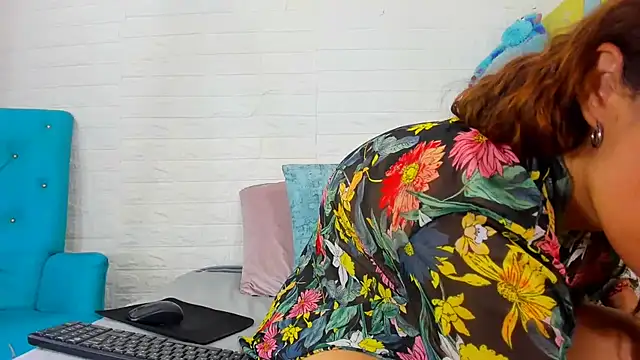 cathaleyahh online show from 01-29-25, 03:12