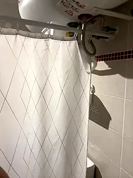 lescro95  online show from 11-02-25, 03:03