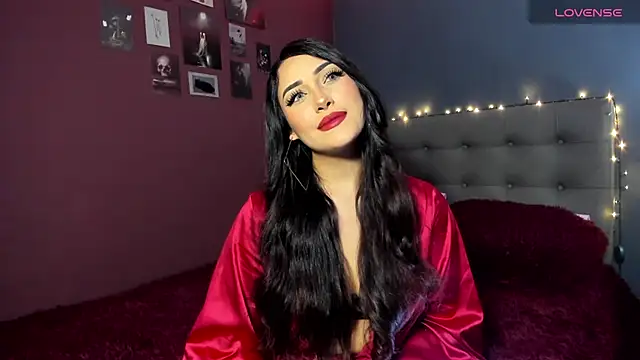 charlotte james0 online show from 01-09-26, 02:36