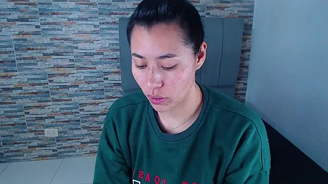 Snapshot of _joy_yva chatting on 10-09-25, 06:50 joy yva online show from 10-09-25, 06:50