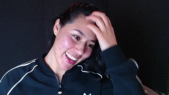 Snapshot of _joy_yva chatting on 11-29-25, 09:29 joy yva online show from 11-29-25, 09:29