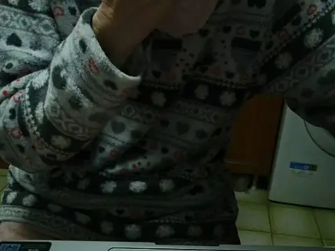 VeneRed online show from 02-08-26, 05:16