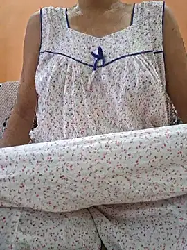 Snapshot of Melody_Shyla chatting on 10-17-25, 12:58 Melody Shyla online show from 10-17-25, 12:58