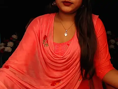 Wish Queen online show from 01-14-25, 04:40