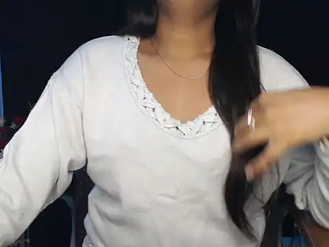 Wish Queen online show from 02-18-25, 04:37