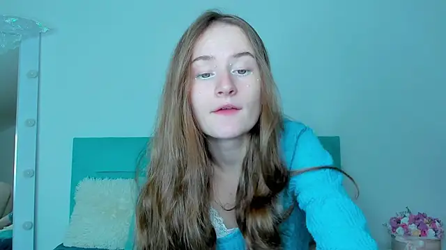 L1ittle kitty  online show from 11-13-25, 06:34