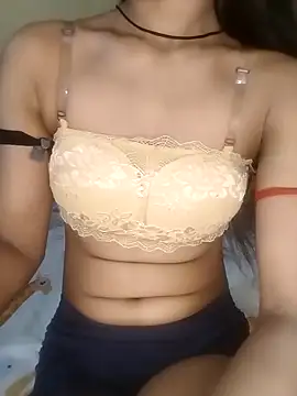 Snapshot of Alina_fun chatting on 01-03-25, 07:18 Alina fun online show from 01-03-25, 07:18