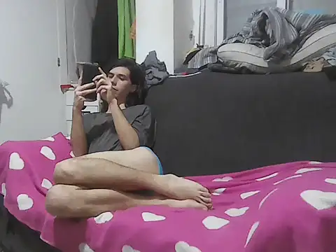 Snapshot of Just_Gabriella chatting on 03-09-25, 04:33 Just Gabriella online show from 03-09-25, 04:33